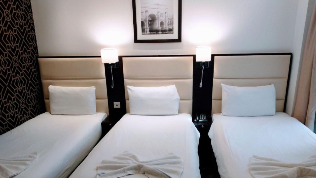 Triple En-Suite